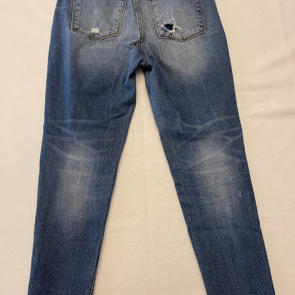 Size 5/26 kancan skinny distressed jeans

#7 - Picture 9 of 9